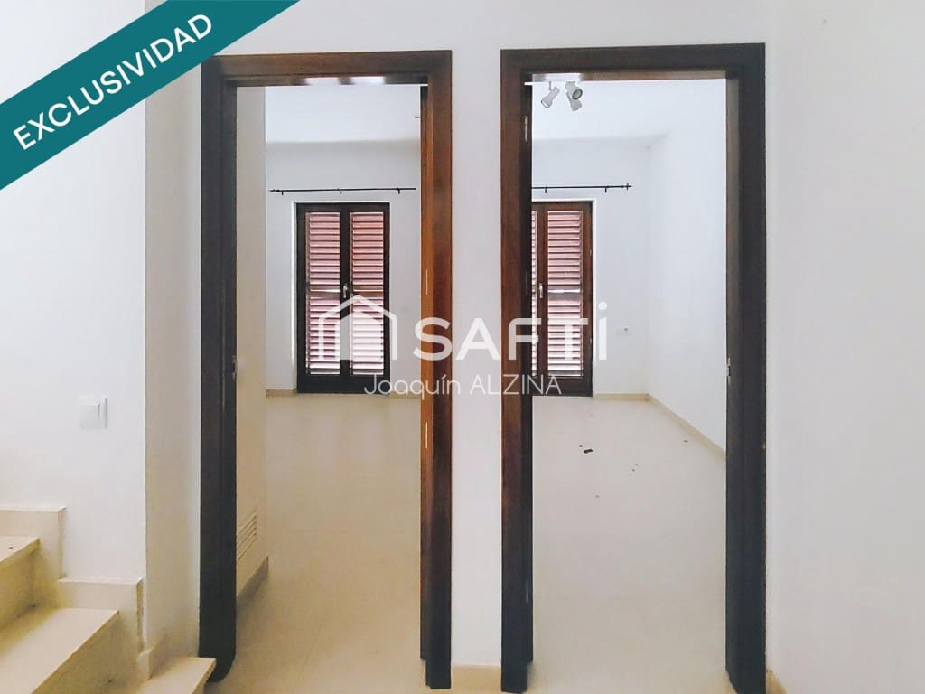 3 slaapkamer Flat te koop in Es Mercadal - € 330.000 (Ref: 10005305)