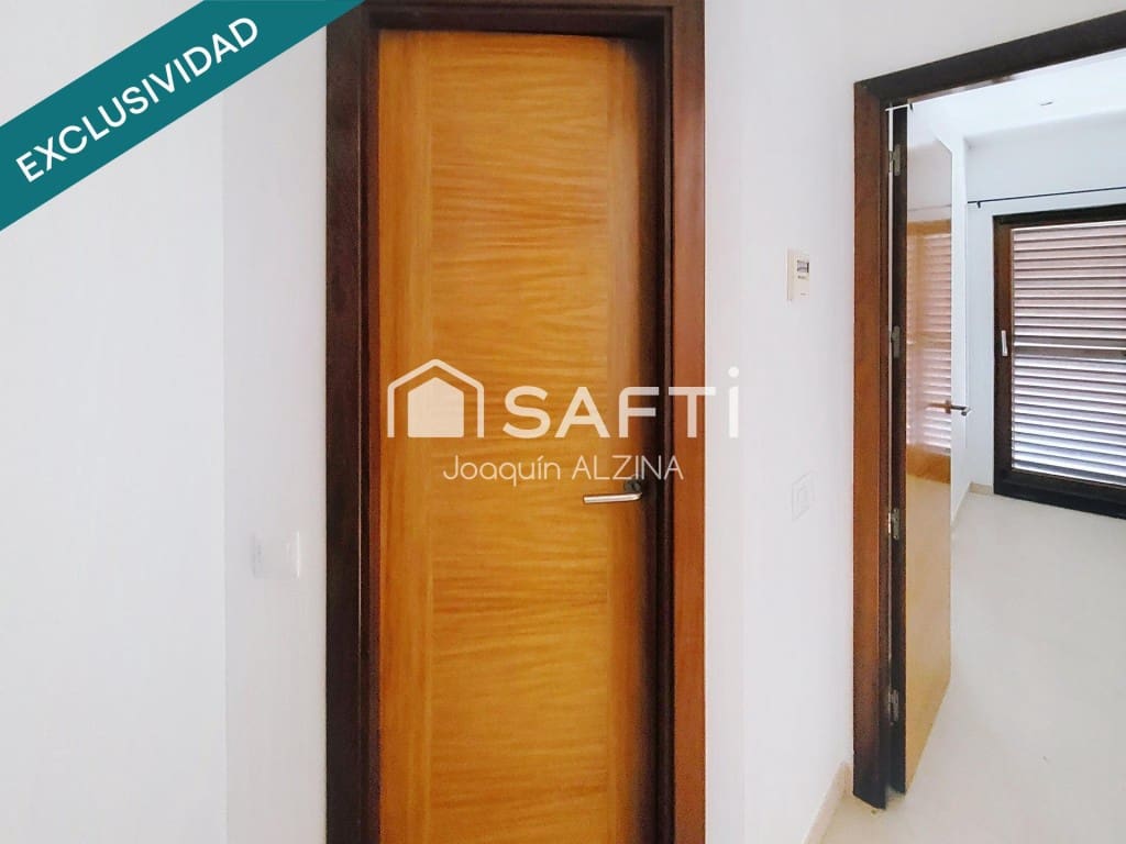 3 slaapkamer Flat te koop in Es Mercadal - € 330.000 (Ref: 10005305)