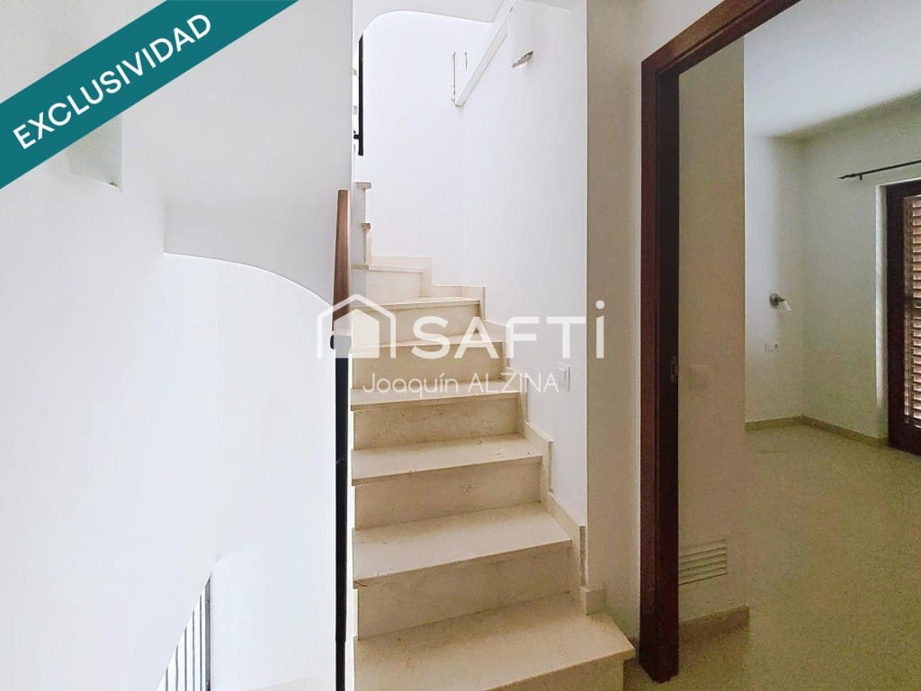 3 slaapkamer Flat te koop in Es Mercadal - € 330.000 (Ref: 10005305)