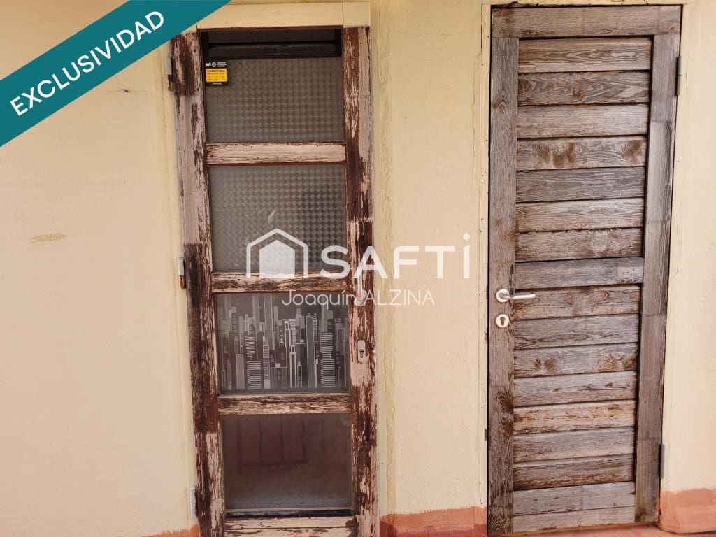 3 slaapkamer Flat te koop in Es Mercadal - € 330.000 (Ref: 10005305)