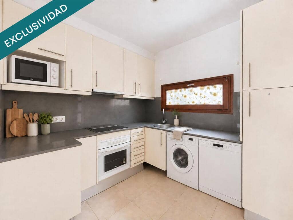3 quarto Apartamento para venda em Es Mercadal com garagem - 330 000 € (Ref: 10005305)
