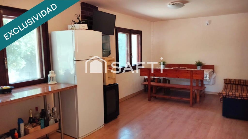 4 chambre Villa/Maison à vendre à Piera avec piscine garage - 275 000 € (Ref: 10005306)
