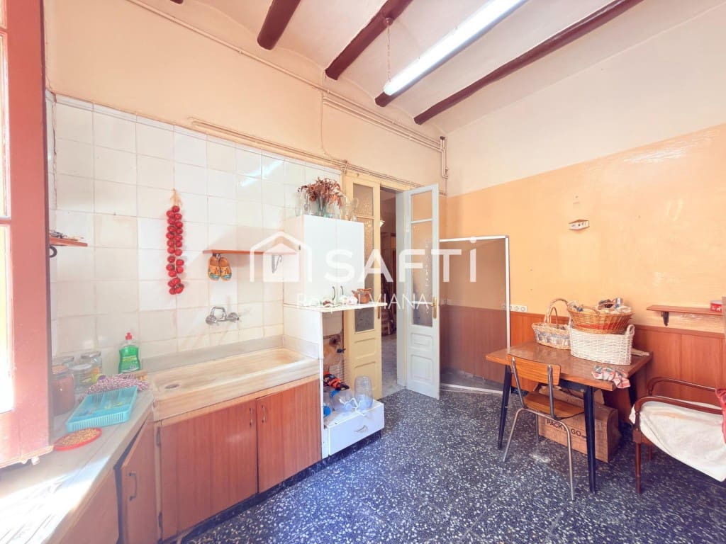 3 bedroom Finca/Country House for sale in Sant Andreu de la Barca - € 240,000 (Ref: 10005307)