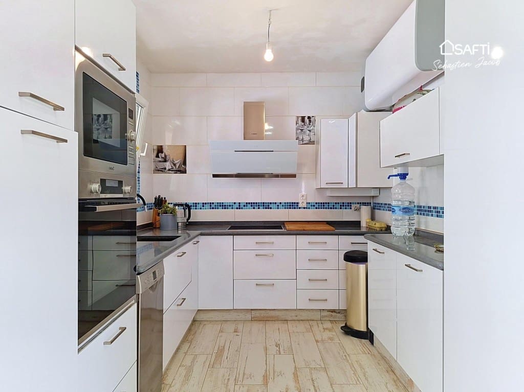 2 soveværelse Villa til salg i Denia med swimmingpool garage - € 679.000 (Ref: 10005308)