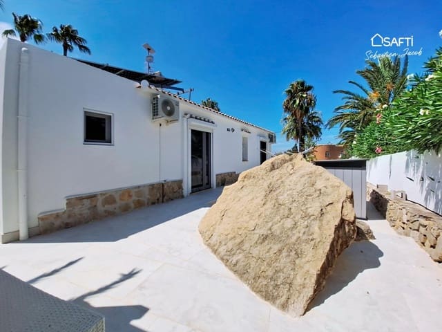 2 soveværelse Villa til salg i El Montgó, Dénia med swimmingpool garage - € 679.000 (Ref: 10005308)