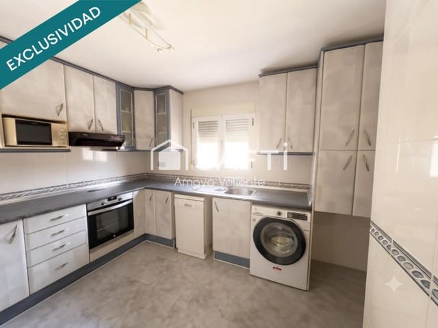 7 bedroom Terraced Villa for sale in Andorra - € 160,000 (Ref: 10005309)