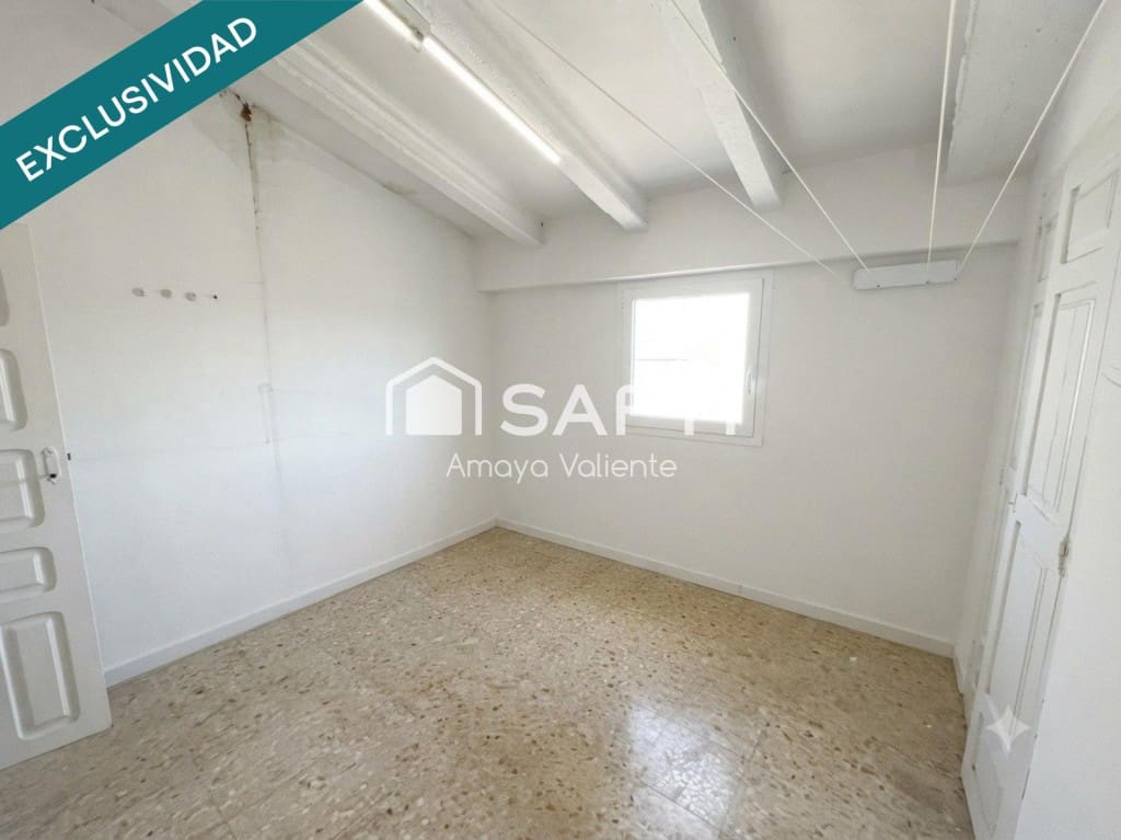 7 chambre Villa/Maison Mitoyenne à vendre à Andorra - 160 000 € (Ref: 10005309)