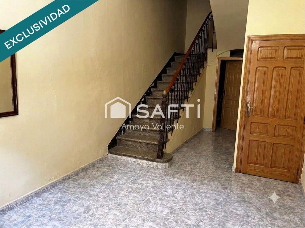 7 chambre Villa/Maison Mitoyenne à vendre à Andorra - 160 000 € (Ref: 10005309)