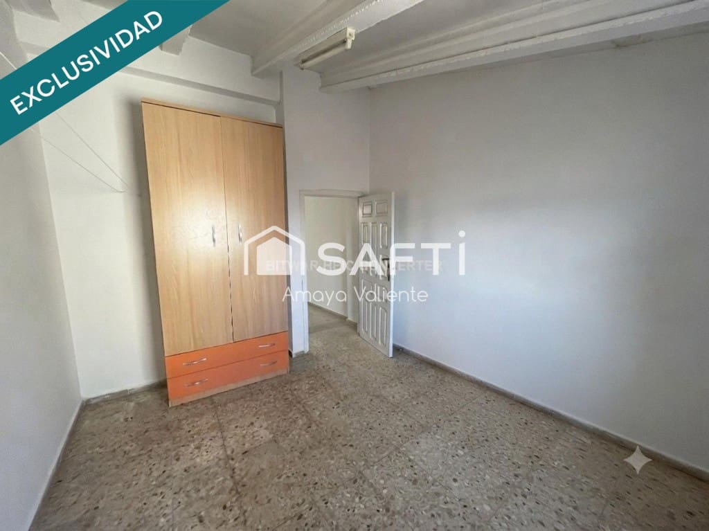 7 chambre Villa/Maison Mitoyenne à vendre à Andorra - 160 000 € (Ref: 10005309)