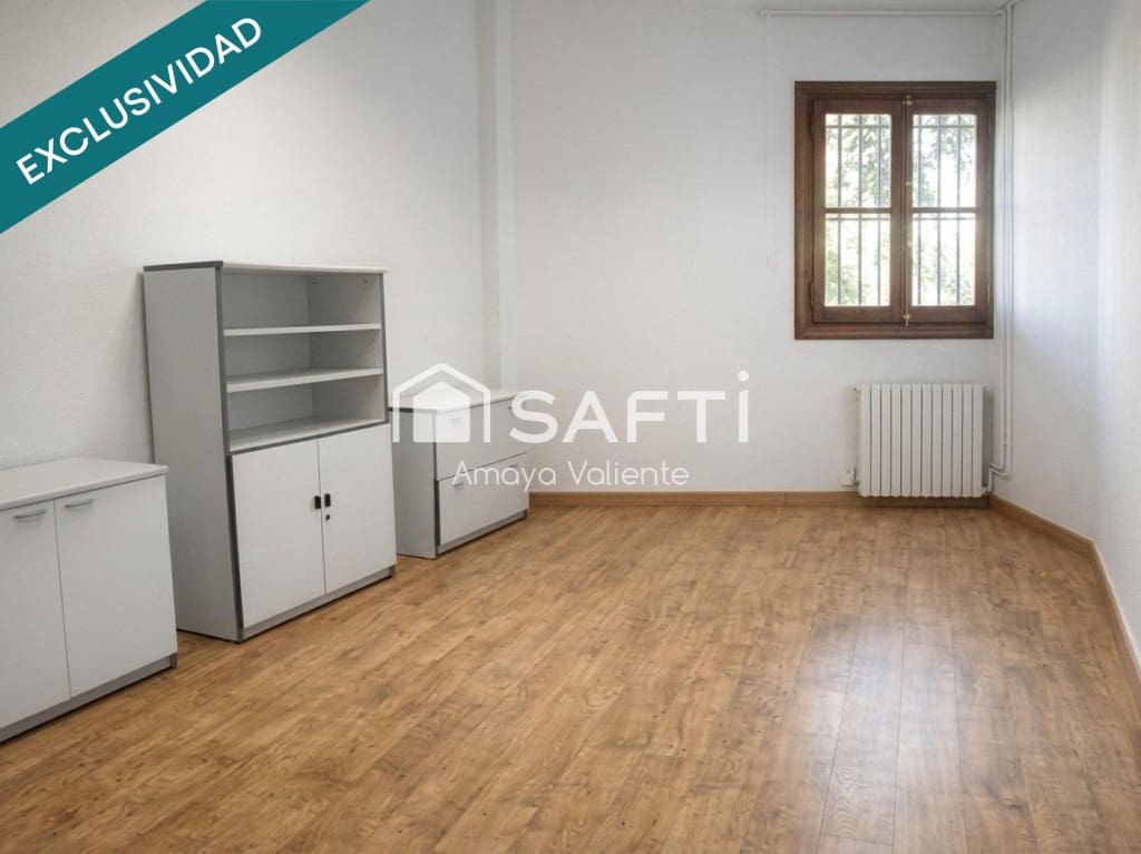 5 Zimmer Villa zu verkaufen in Andorra mit Pool Garage - 260.000 € (Ref: 10008826)