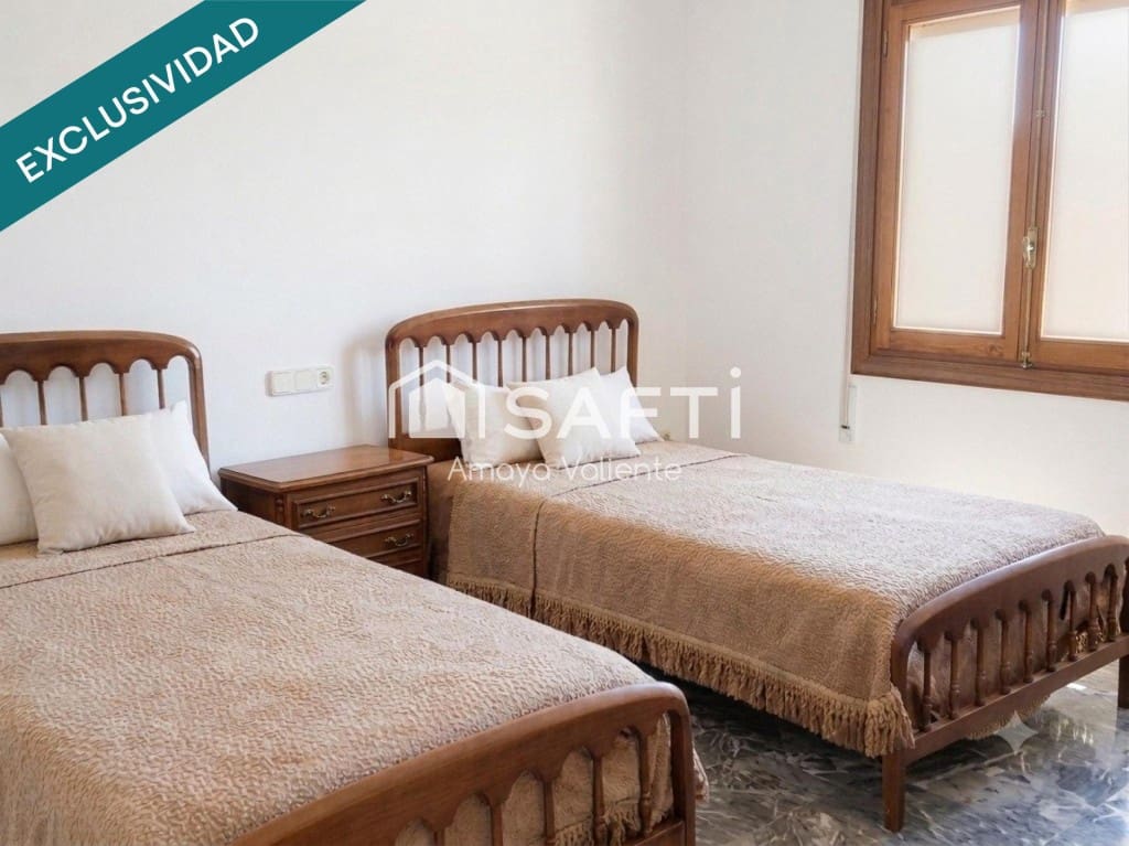 5 Zimmer Villa zu verkaufen in Andorra mit Pool Garage - 260.000 € (Ref: 10008826)