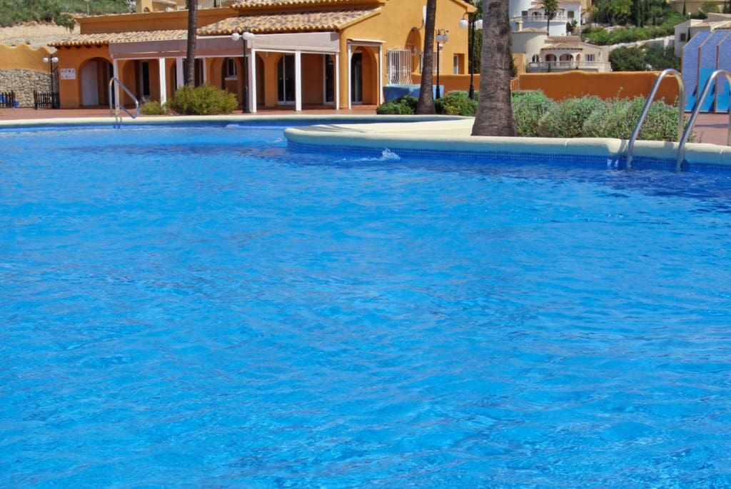 Ático de 3 habitaciones en Cumbre del Sol en venta con piscina - 593.000 € (Ref: 10008833)