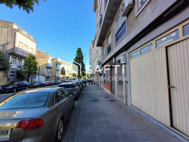 Commercial for rent in Santiago de Compostela - € 400 (Ref: 10011183)
