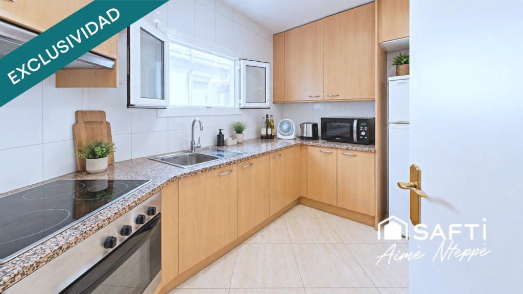 4 sypialnia Apartament na sprzedaż w Miasto Girona - 250 000 € (Ref: 10011184)