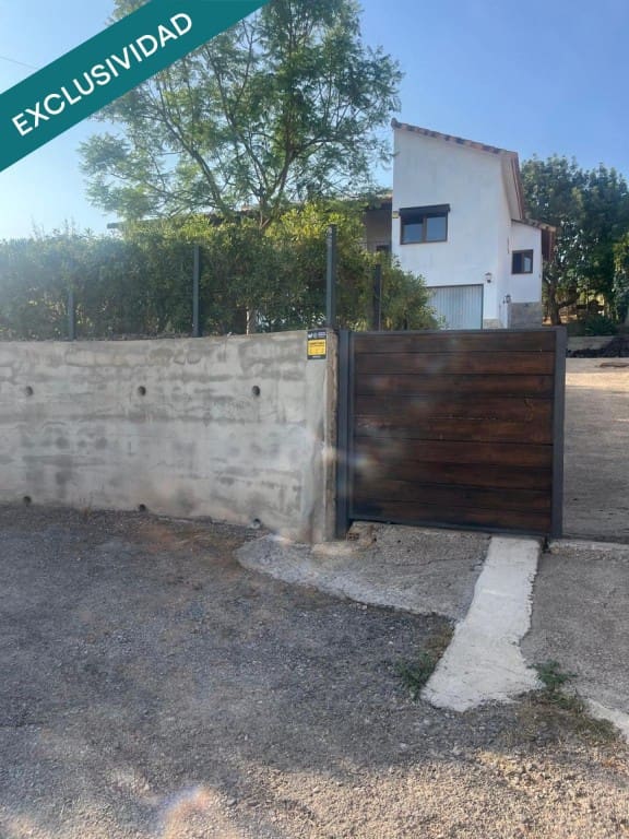 3 bedroom Villa for sale in Borriol with pool garage - € 314,800 (Ref: 10011186)