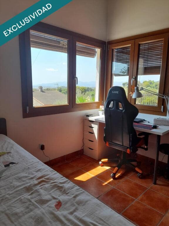 3 bedroom Villa for sale in Borriol with pool garage - € 314,800 (Ref: 10011186)