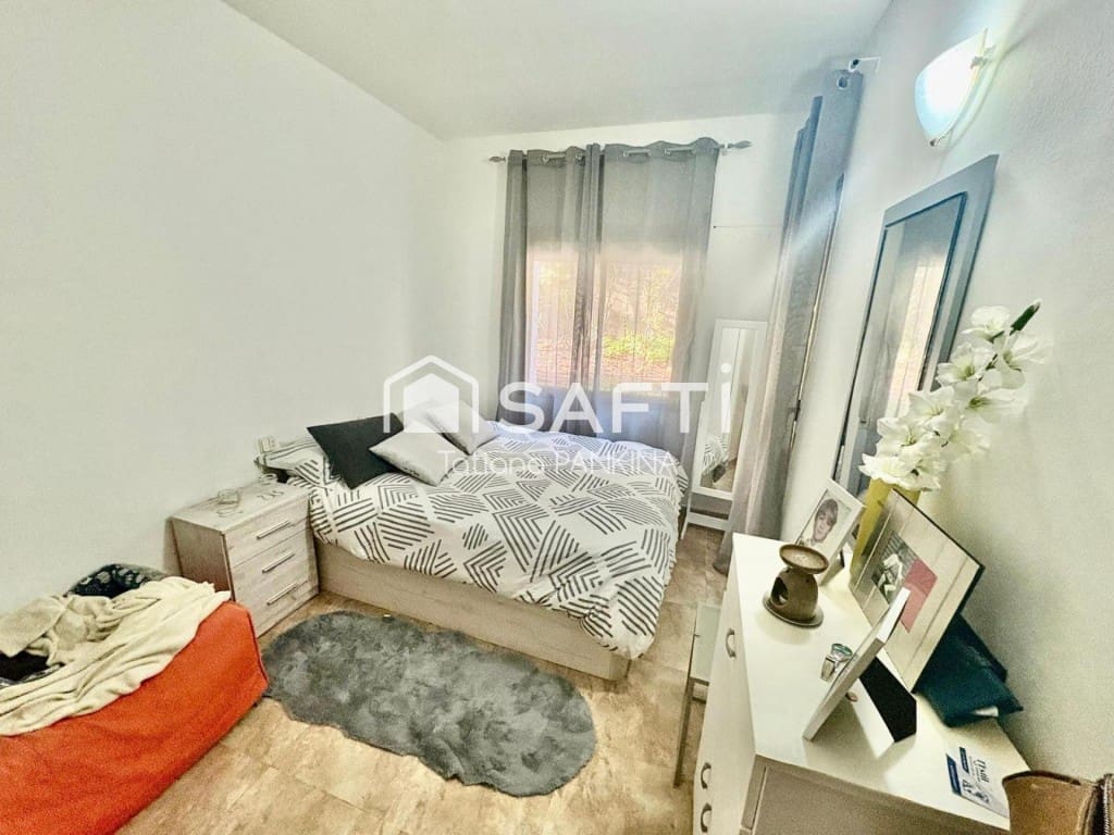 1 bedroom Apartment for sale in Lloret de Mar with pool - € 117,000 (Ref: 10011187)