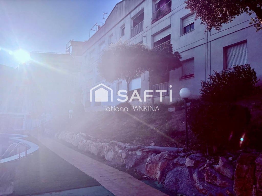 1 bedroom Apartment for sale in Lloret de Mar with pool - € 117,000 (Ref: 10011187)