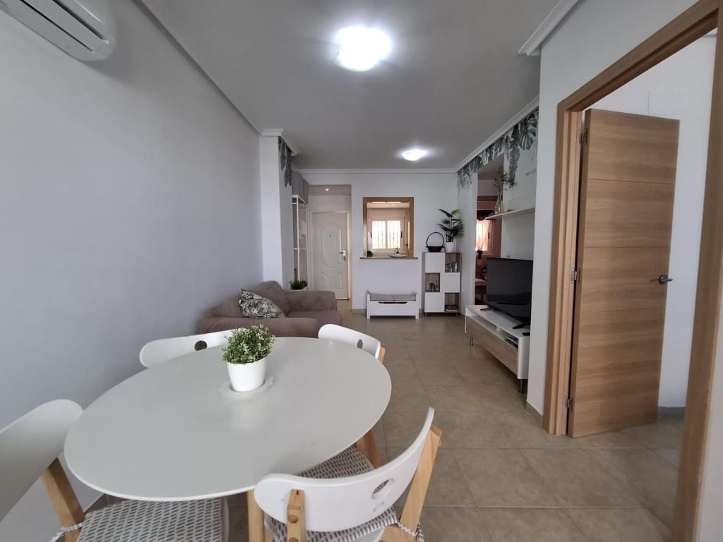2 makuuhuone Huoneisto myytävänä paikassa Oropesa  mukana uima-altaan 
autotalli - 153 000 € (Ref: 10011188)