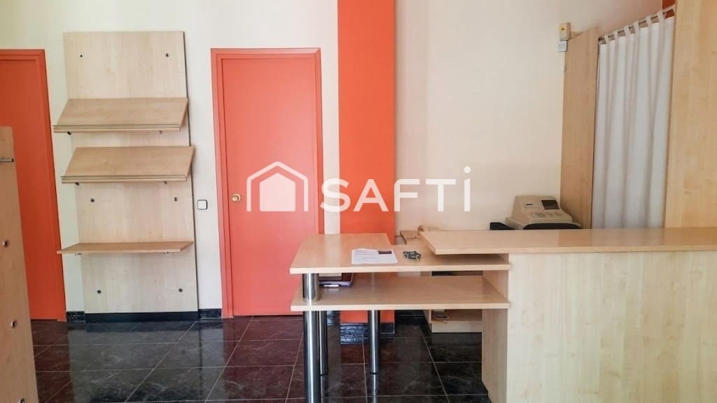 Kommersiell til salgs i Martorell - € 155 500 (Ref: 10011189)