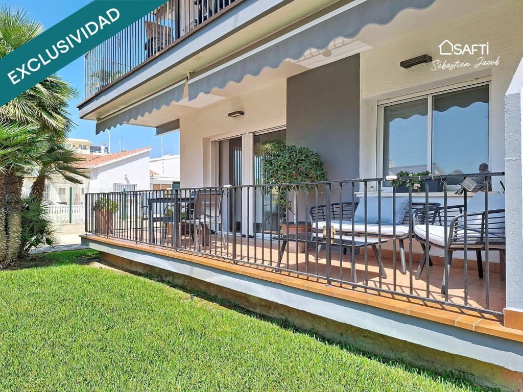 2 bedroom Apartment for sale in Denia - € 230,000 (Ref: 10011190)
