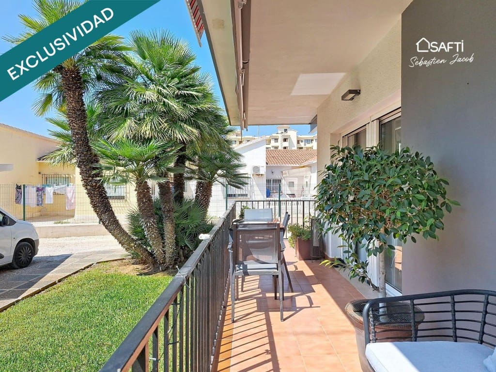 2 bedroom Apartment for sale in Denia - € 230,000 (Ref: 10011190)