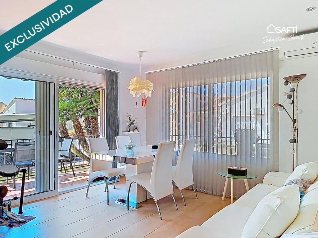 2 bedroom Apartment for sale in Denia - € 230,000 (Ref: 10011190)