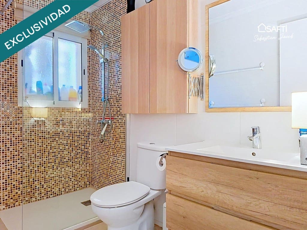 2 bedroom Apartment for sale in Denia - € 230,000 (Ref: 10011190)