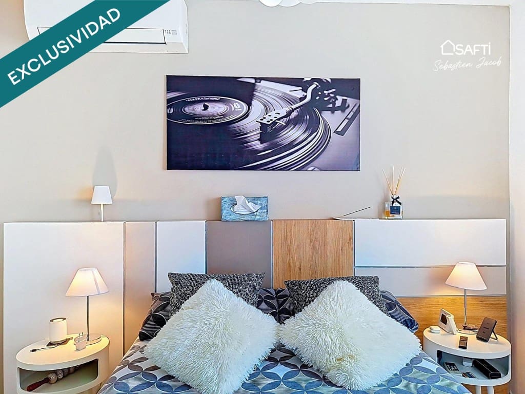 2 bedroom Apartment for sale in Denia - € 230,000 (Ref: 10011190)