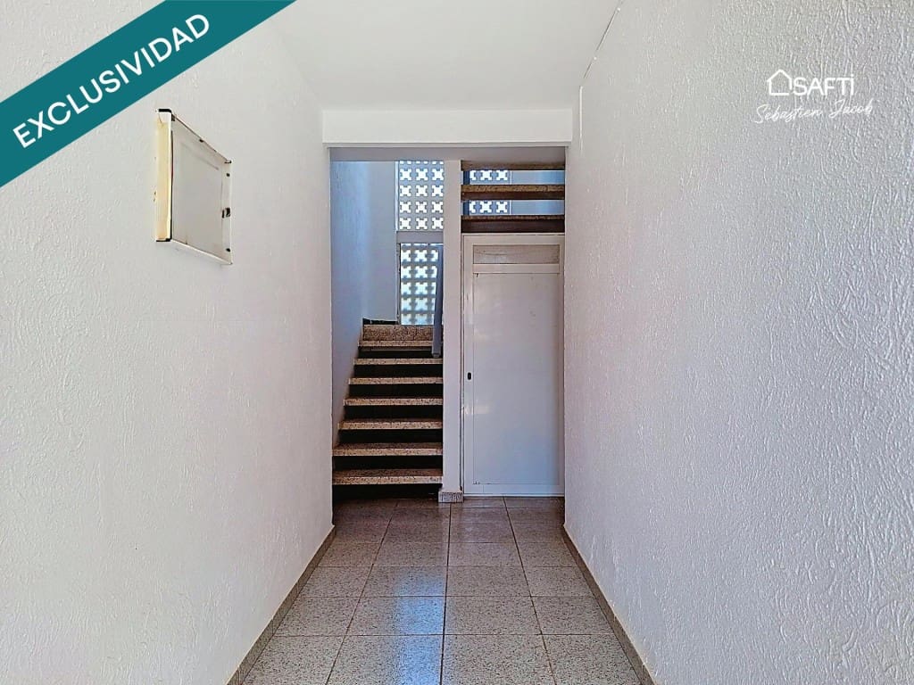 2 bedroom Apartment for sale in Denia - € 230,000 (Ref: 10011190)