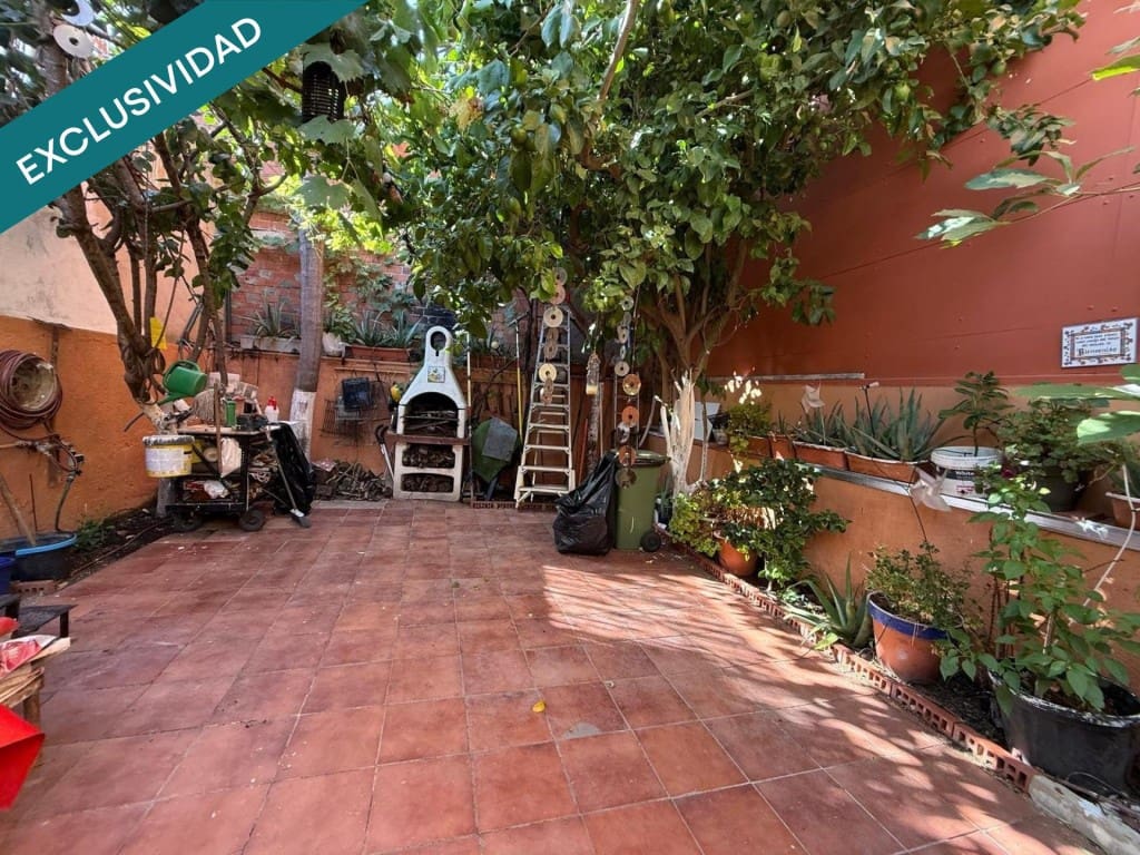 4 bedroom Finca/Country House for sale in Arenys de Munt - € 364,000 (Ref: 10013037)