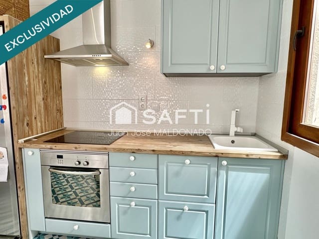Chalet de 5 habitaciones en Benicarló en venta - 240.000 € (Ref: 10013038)