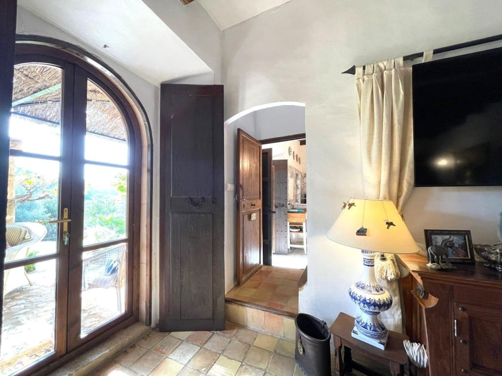 4 sovrum Finca/Hus på landet till salu i Andratx med pool - 2 400 000 € (Ref: 10013040)