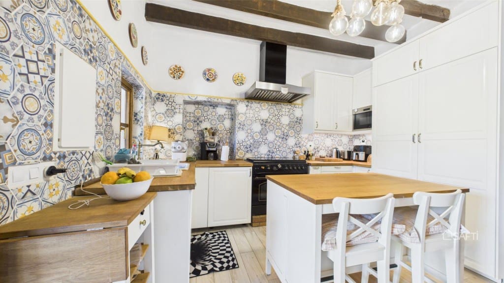 4 sovrum Finca/Hus på landet till salu i Andratx med pool - 2 400 000 € (Ref: 10013040)