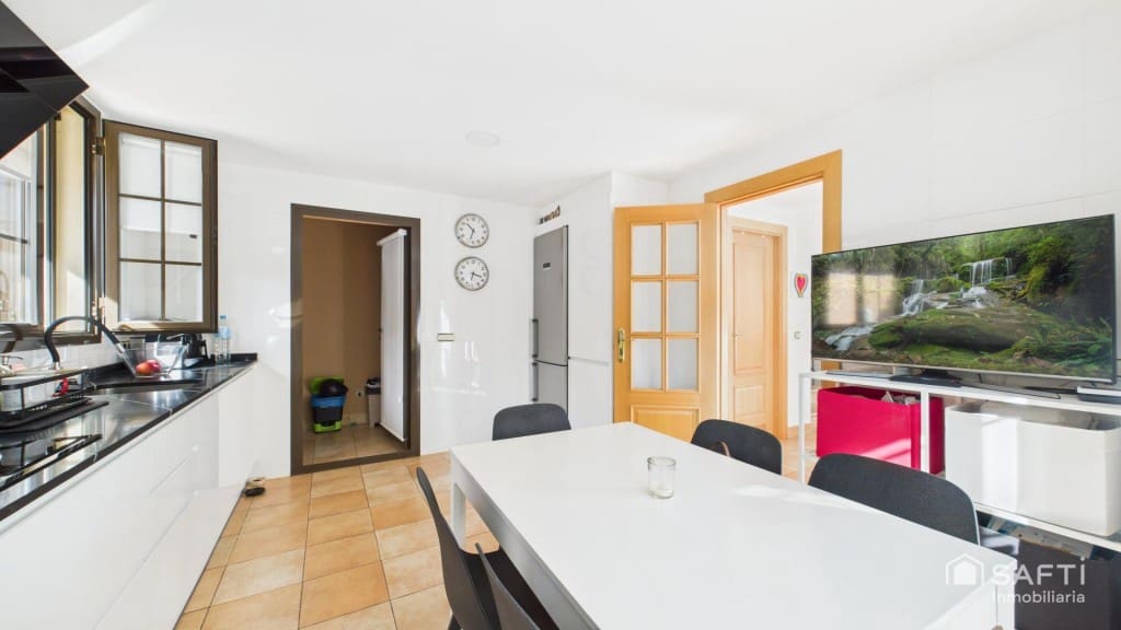 3 sovrum Villa till salu i Puig de Ros med pool - 889 000 € (Ref: 10013043)