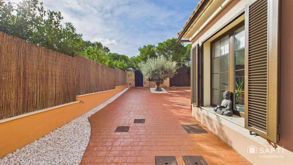 3 sovrum Villa till salu i Puig de Ros med pool - 889 000 € (Ref: 10013043)