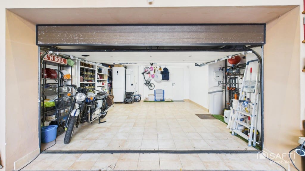 3 makuuhuone Huvila myytävänä paikassa Puig de Ros - 1 350 000 € (Ref: 10013044)