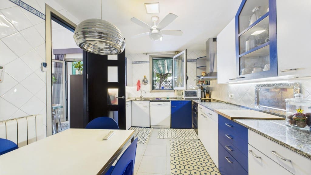 5 bedroom Villa for sale in Palma de Mallorca - € 1,799,000 (Ref: 10013045)