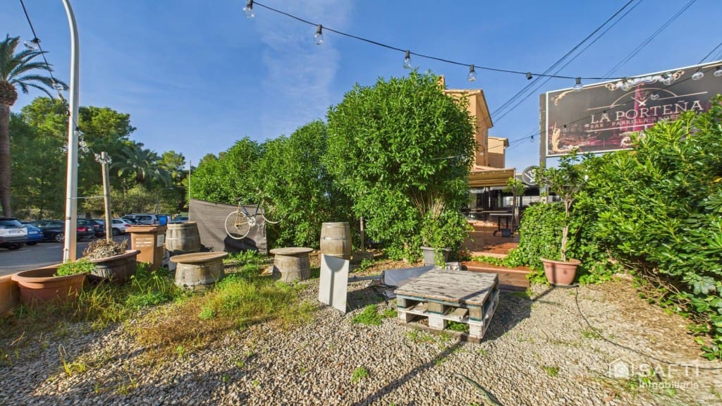 Comercial para venda em Calvia - 99 000 € (Ref: 10013050)