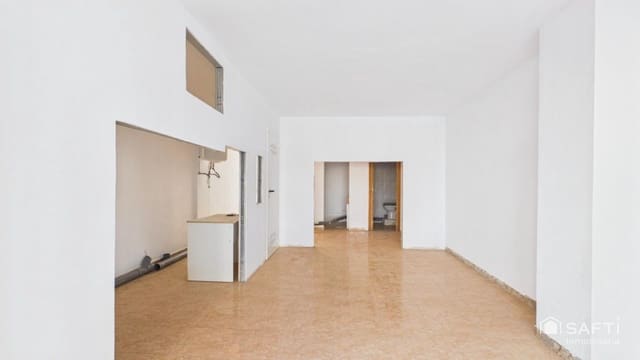Commercieel te koop in Santa Ponsa, Calvià - € 149.000 (Ref: 10013052)