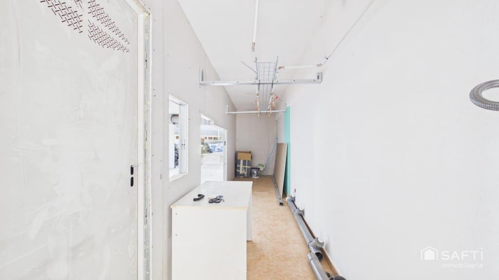 Commercieel te koop in Calvia - € 149.000 (Ref: 10013052)