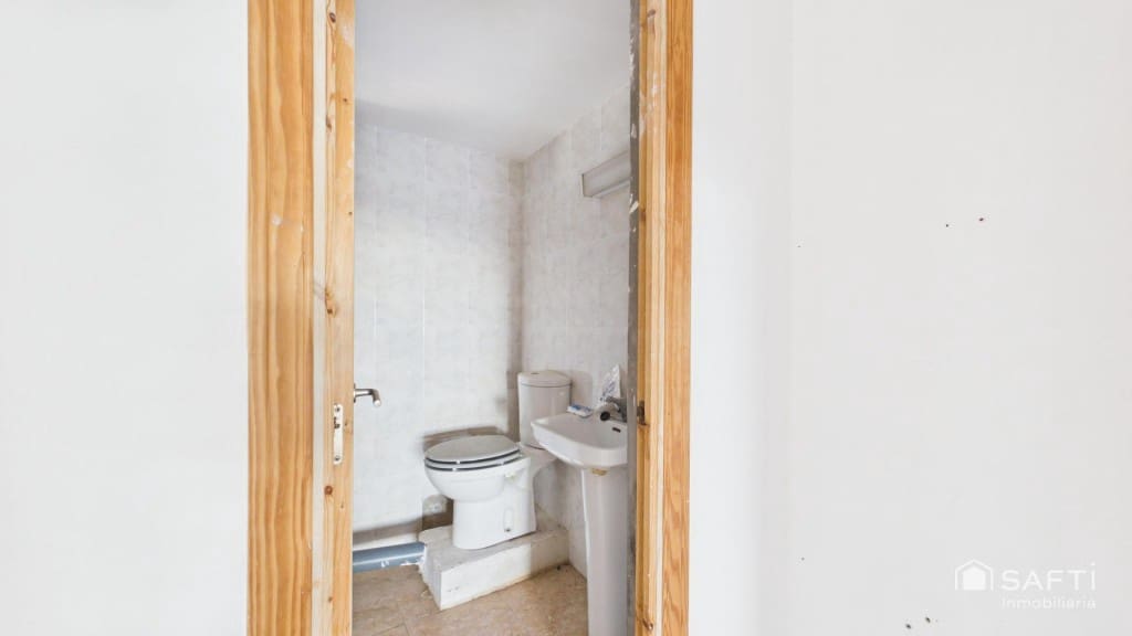 Commercieel te koop in Calvia - € 149.000 (Ref: 10013052)