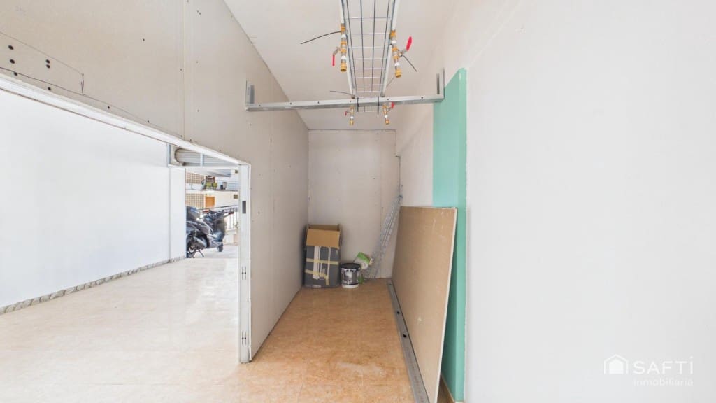 Commercieel te koop in Calvia - € 149.000 (Ref: 10013052)