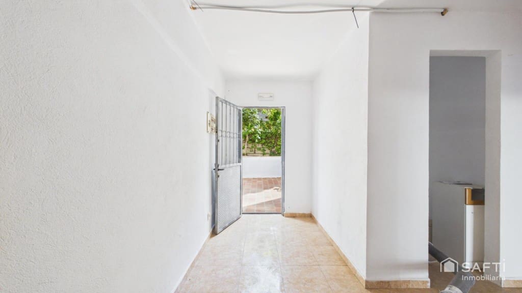 Commercieel te koop in Calvia - € 149.000 (Ref: 10013052)