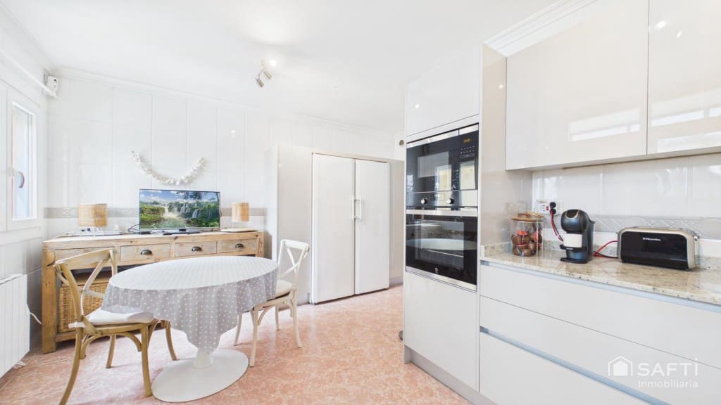 4 slaapkamer Penthouse te koop in Palma de Mallorca - € 799.000 (Ref: 10013053)