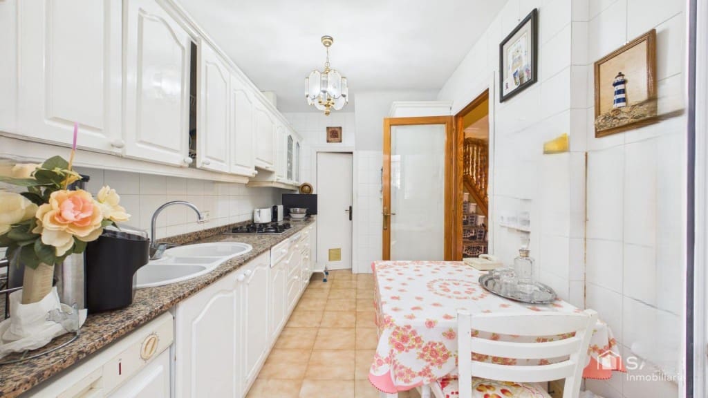 Adosado de 4 habitaciones en Cas Catala en venta con piscina - 1.300.000 € (Ref: 10013054)
