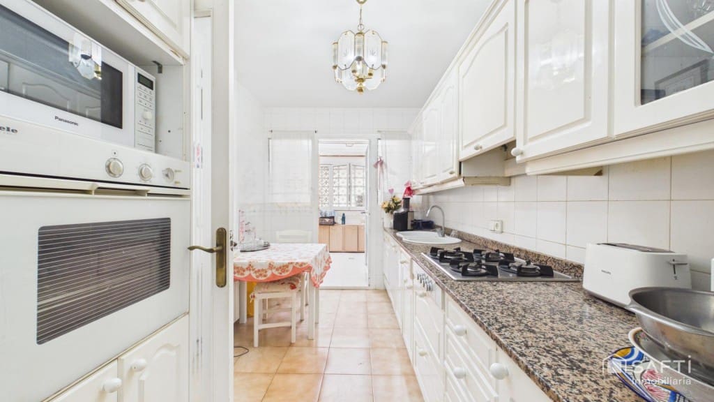Adosado de 4 habitaciones en Cas Catala en venta con piscina - 1.300.000 € (Ref: 10013054)