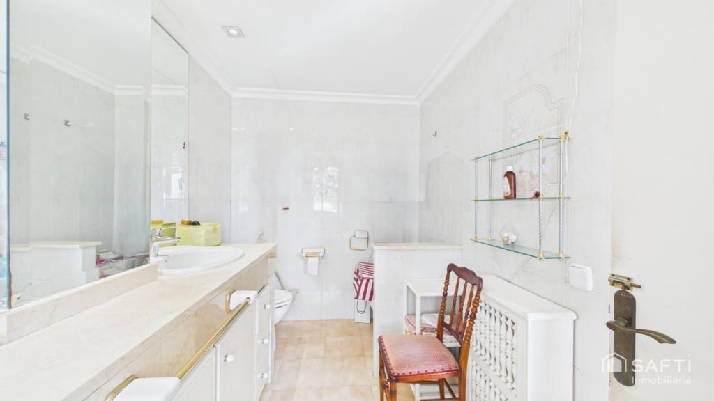 Adosado de 4 habitaciones en Cas Catala en venta con piscina - 1.300.000 € (Ref: 10013054)