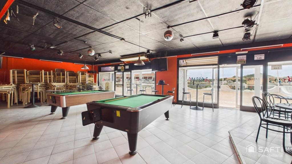 Commercial for sale in Costa de la Calma - € 495,000 (Ref: 10013055)