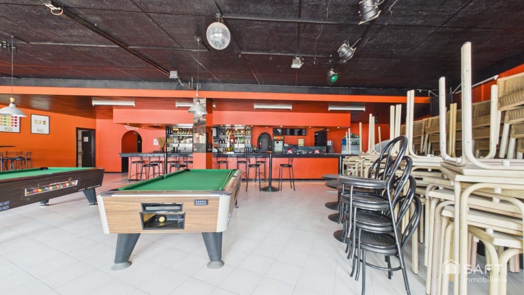 Commercial for sale in Costa de la Calma - € 495,000 (Ref: 10013055)